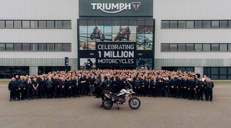 Triumph slaví 120 let a miliontý motocykl
